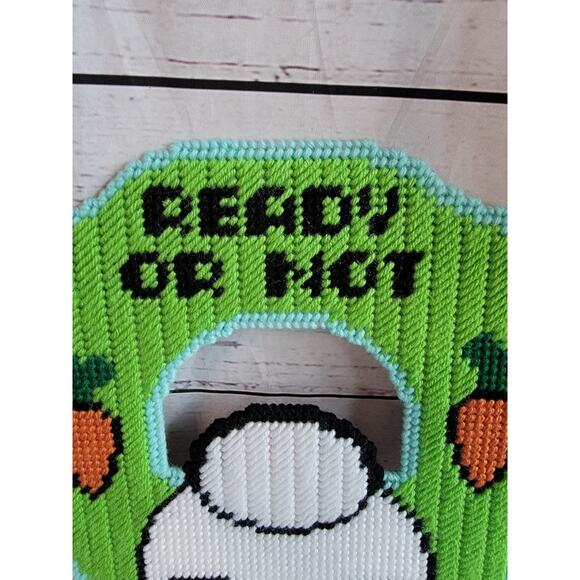 Easter Bunny Spring Wreath Plastic Canvas Wall/door Decor - Picture 2 of 8